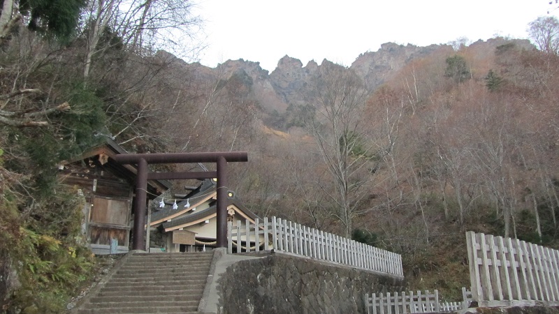 戸隠神社奥社と九頭龍山