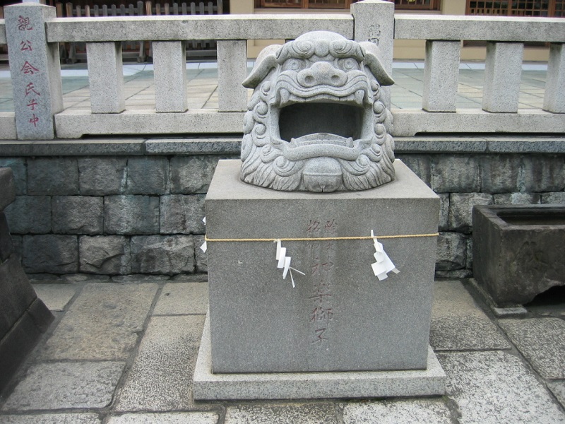 石濱神社_神楽獅子